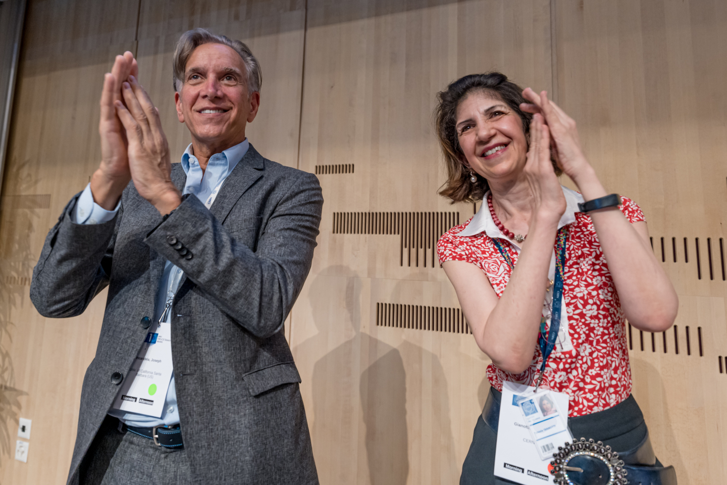 Joseph Incandela (CMS) and Fabiola Gianotti (ATLAS) Credit CERN